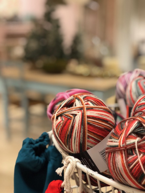 de winkel in kerstsfeer
